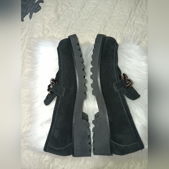 VANELi Black Loafers with Chain Detail - Picture 3 of 6